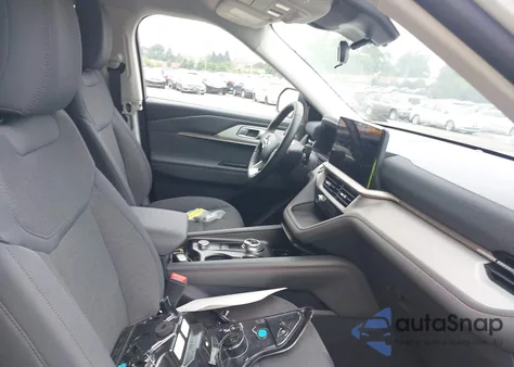 2025 Ford Explorer Active z USA, uszkodzony, nr VIN 1FMUK8DH7SGB43902